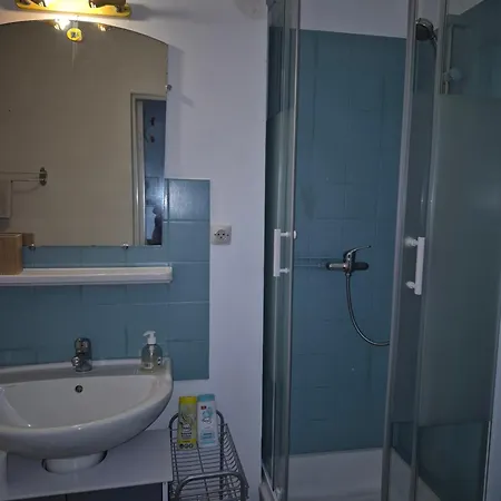 Kaan Avec Terasse 5mn Basel Airport Appartement